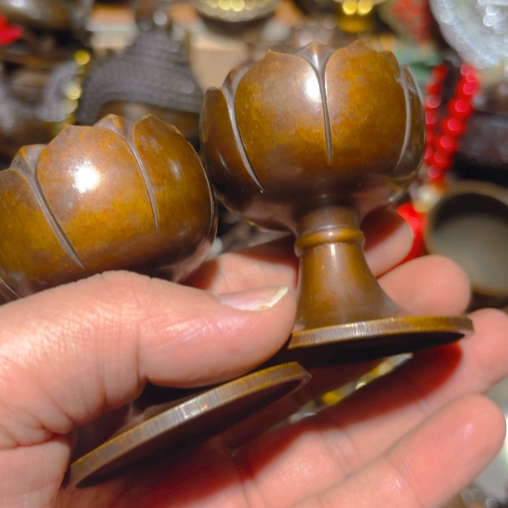 铜的。全清了。一件不留！不磨叽