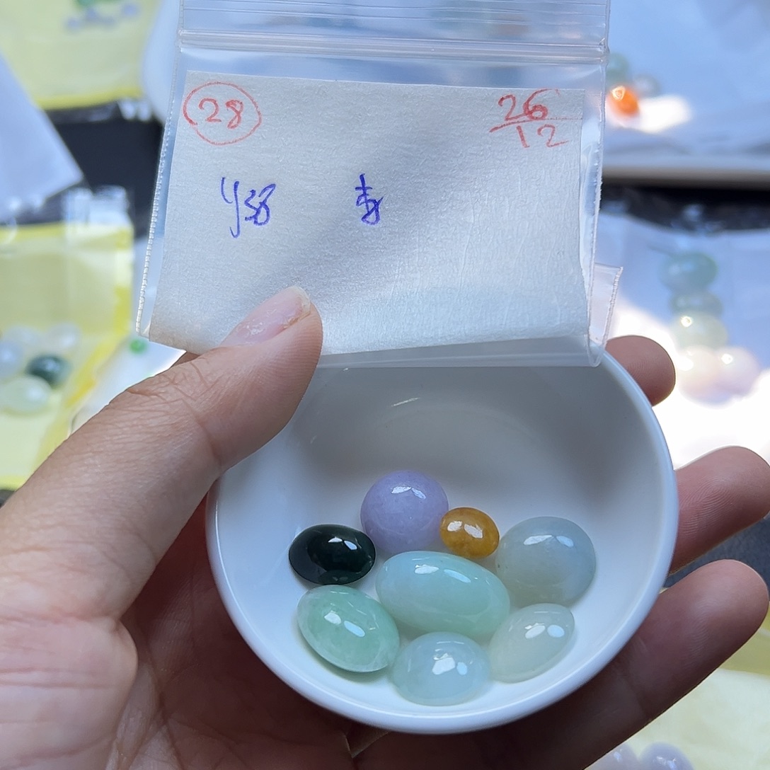 李***北定制翡翠未镶嵌翡翠