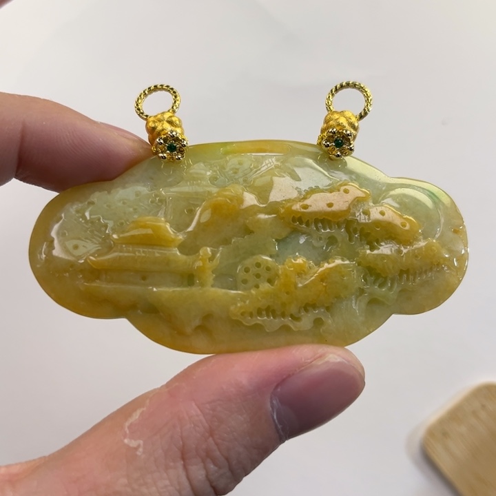 翡翠吊坠(赠链)未镶嵌代编织