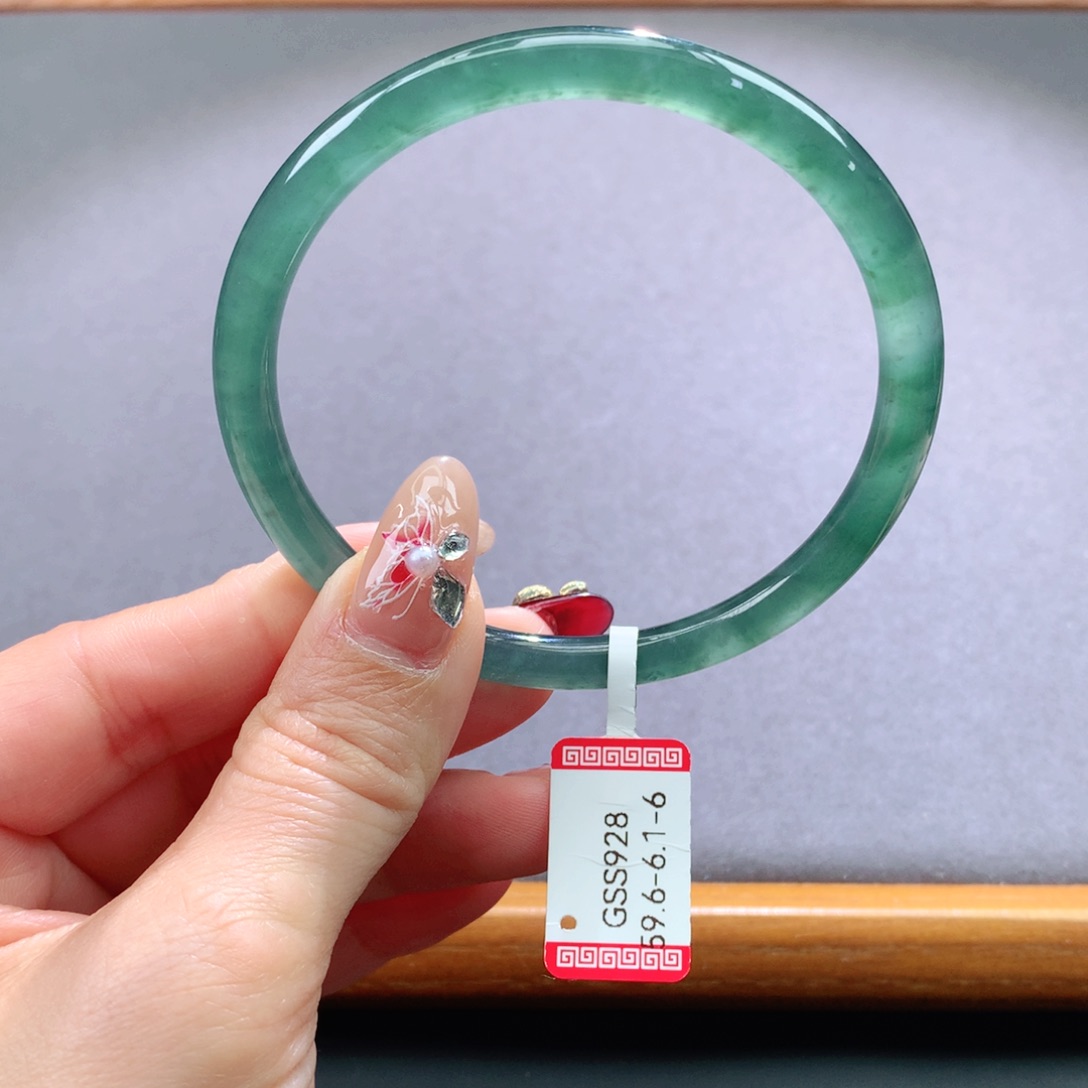 翡翠手镯未镶嵌天然翡翠手镯叮当镯 