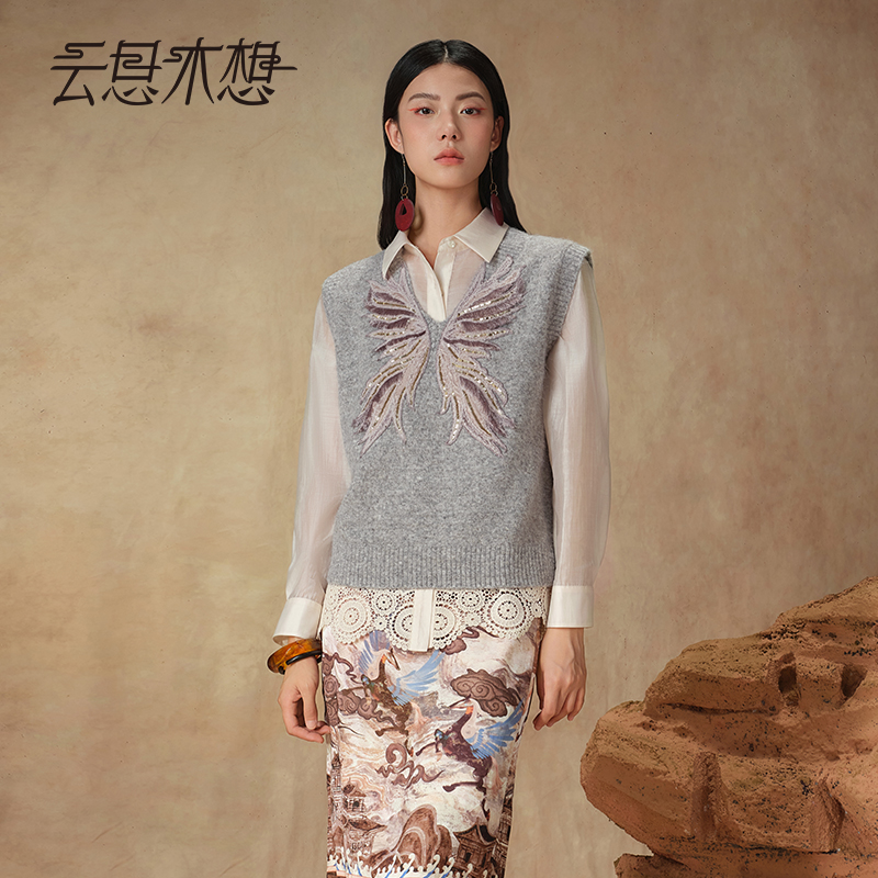 Ysimo-X云思木想 轻灵飞羽 绣花提花烧花珠片绣无袖毛针织衫13659