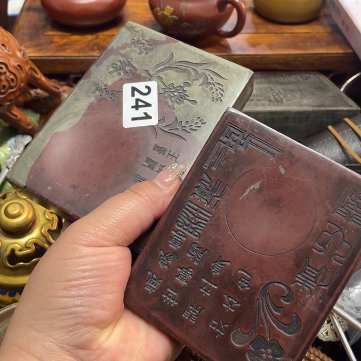 红***渡陶瓷艺术家的作品