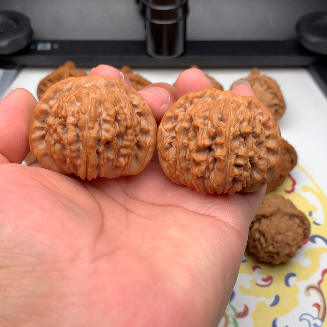 文玩核桃把件47全品大克重四座楼500