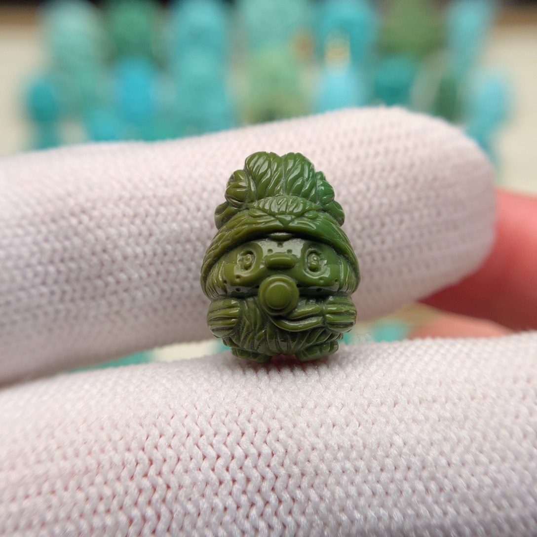 绿松石配饰未镶嵌