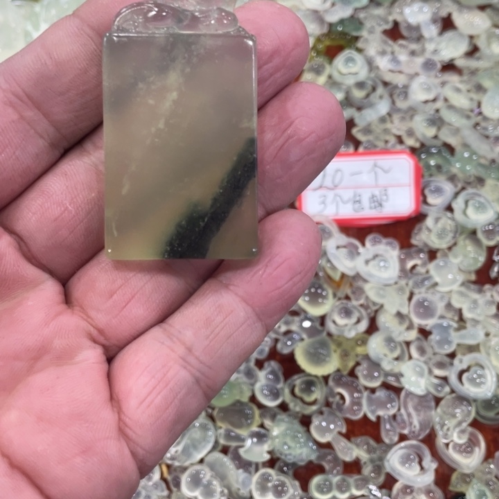 蛇纹石玉合金颈饰