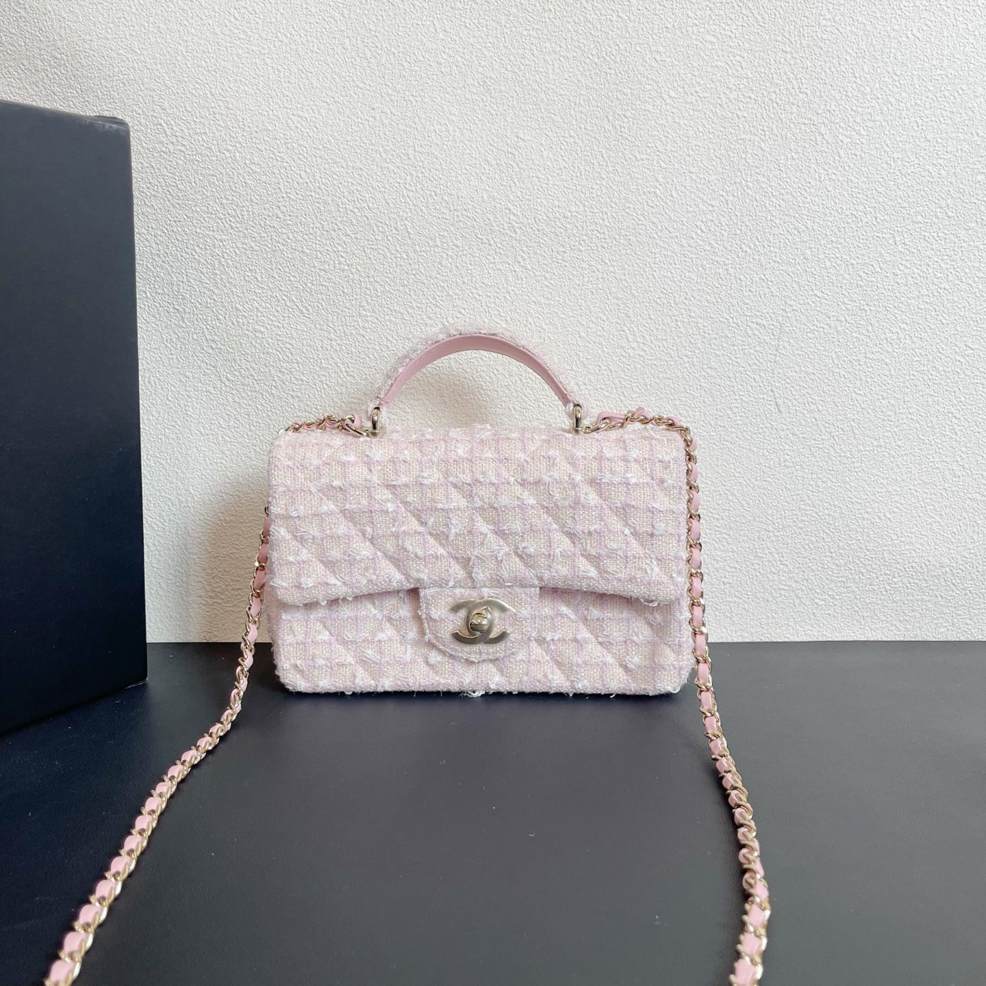 95新 Chanel/香奈儿 98新 大场直播/毛呢大mini包/芯片 10724