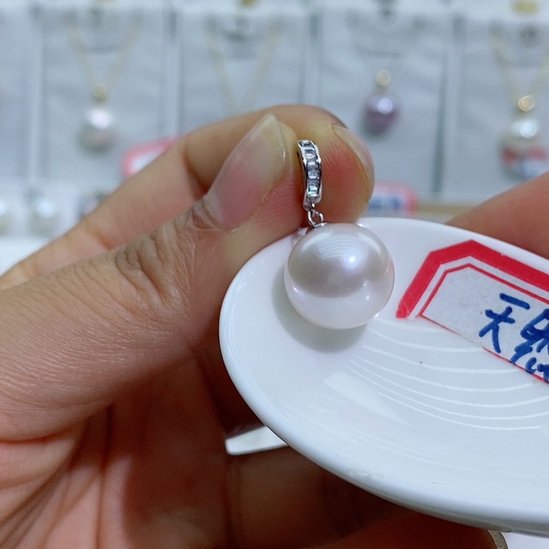 淡水珍珠银S925镶嵌吊坠(赠链)森*