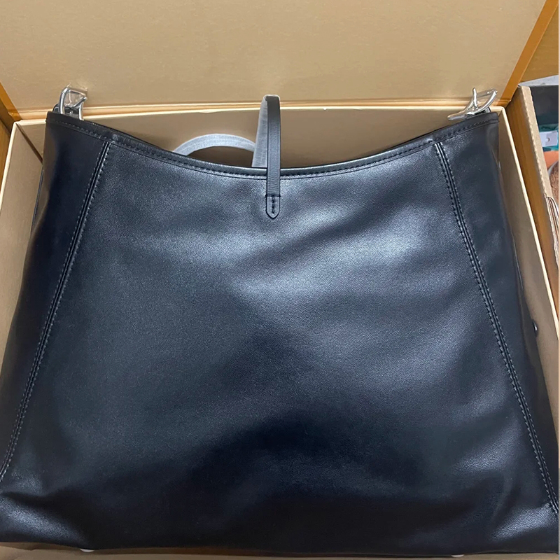 2025年新款时尚大包