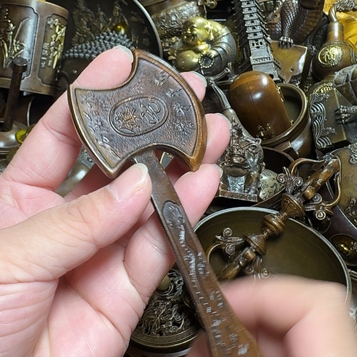 铜器摆件收收藏藏