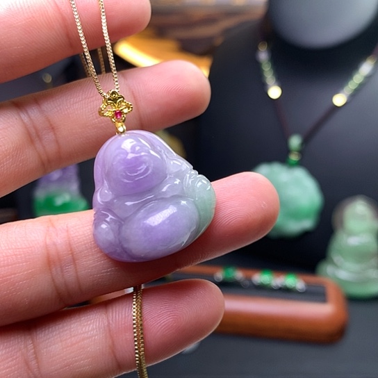 翡翠吊坠(赠链)未镶嵌吊坠