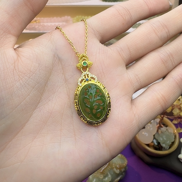 和田玉（碧玉）未镶嵌颈饰