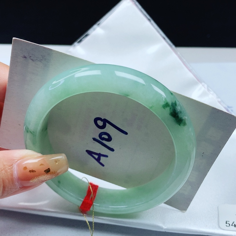 【闪购商品】翡翠手镯未镶嵌 正圈54+