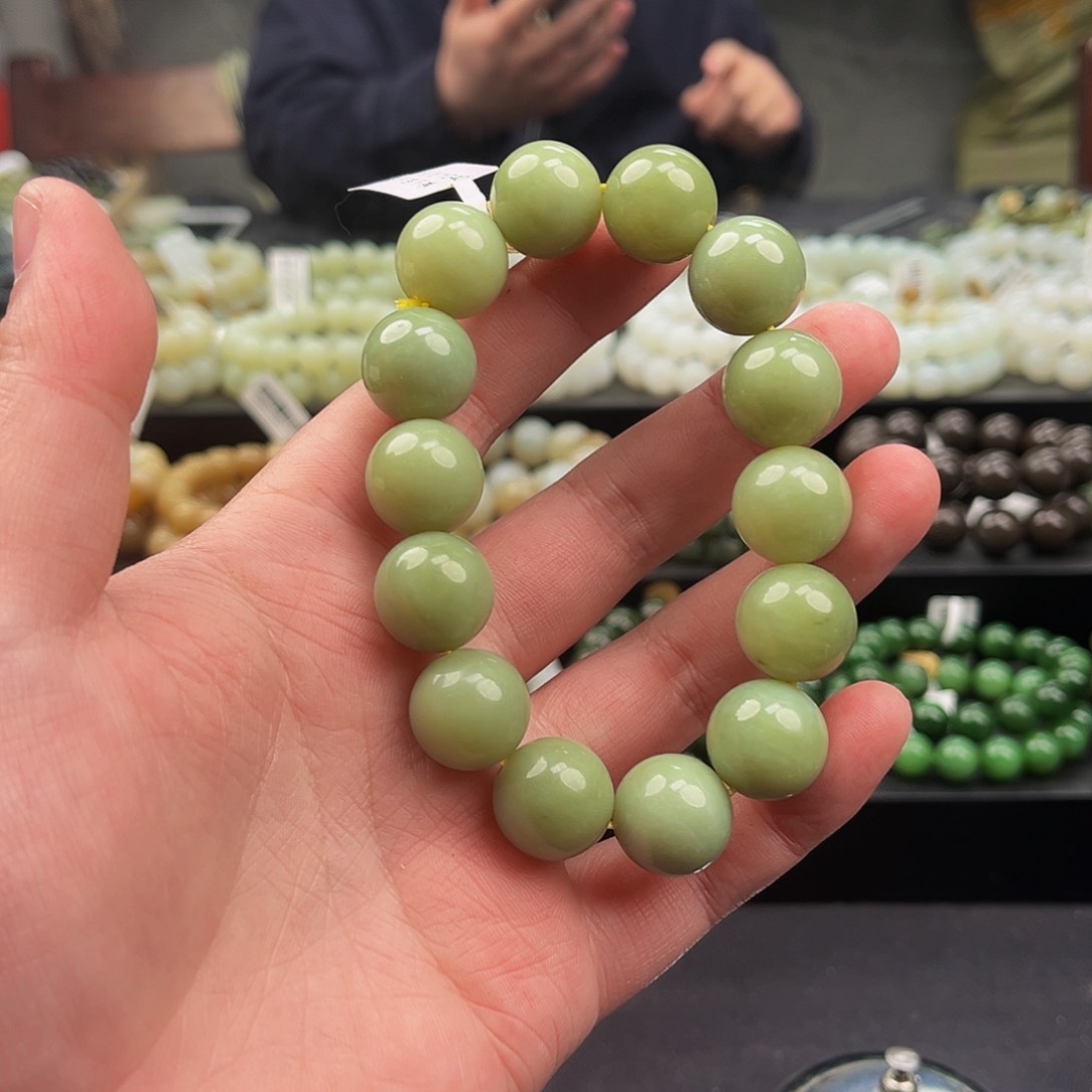 和田玉手串未镶嵌