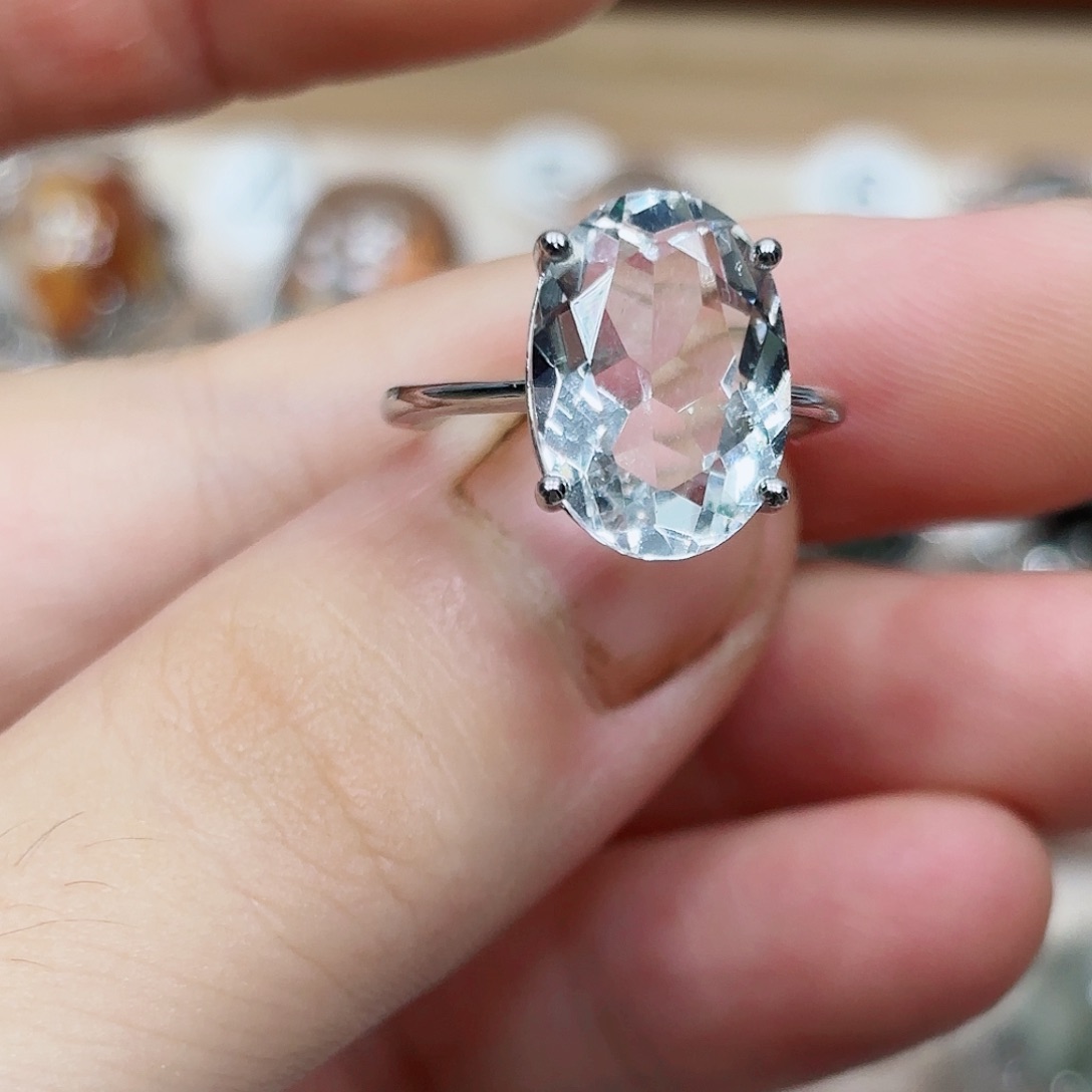 未镶嵌颈饰水晶水晶