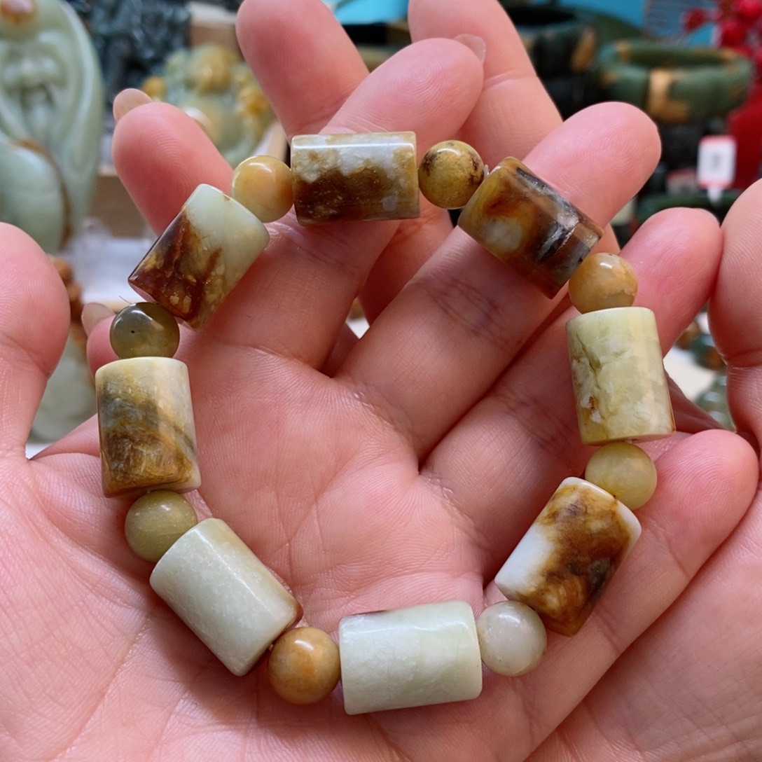 蛇纹石玉手串未镶嵌