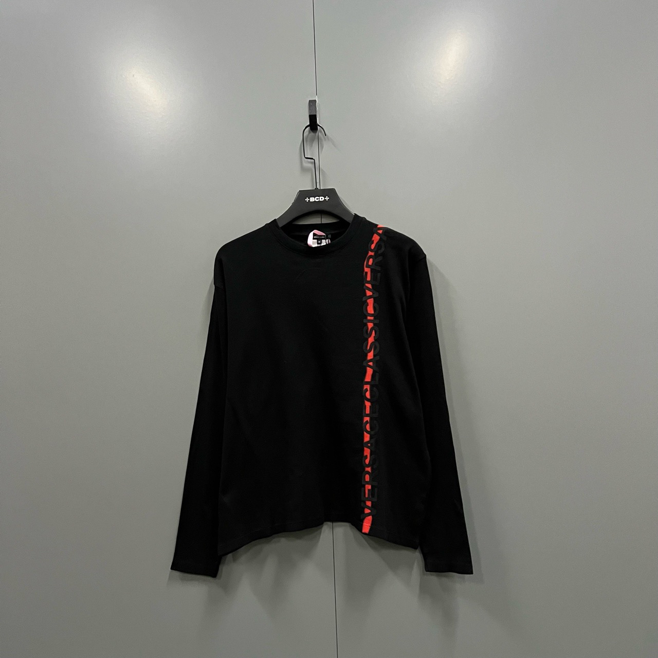 95新 VERSACE/范思哲 （bb）串标logo长袖 M码/500375