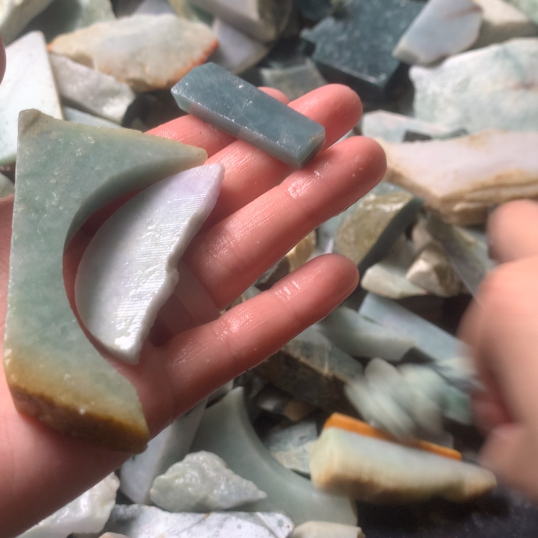 翡翠颈饰未镶嵌缅甸翡翠