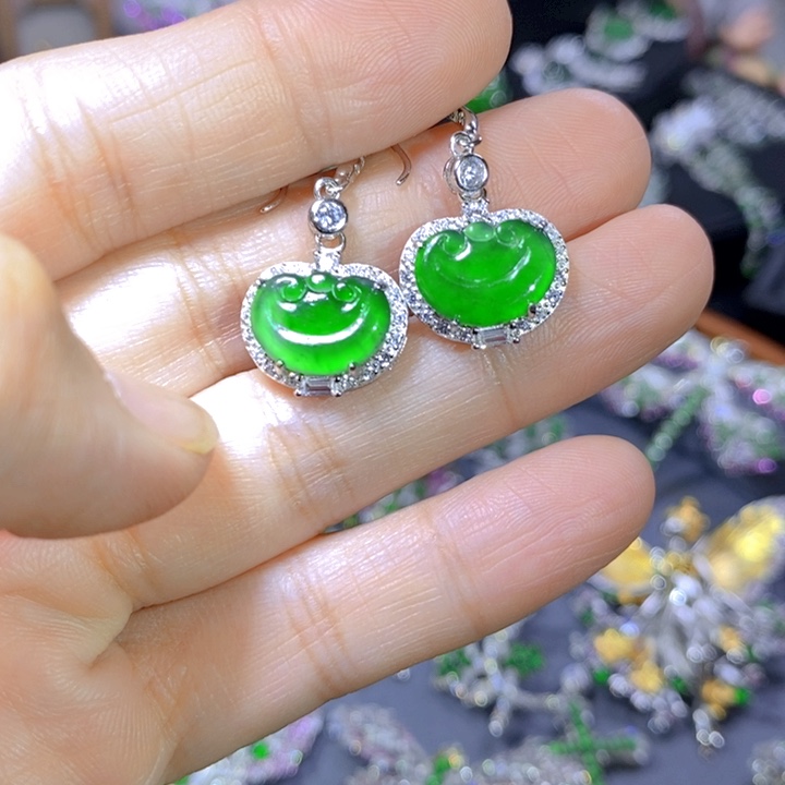 翡翠戒指银S925镶嵌天然翡翠