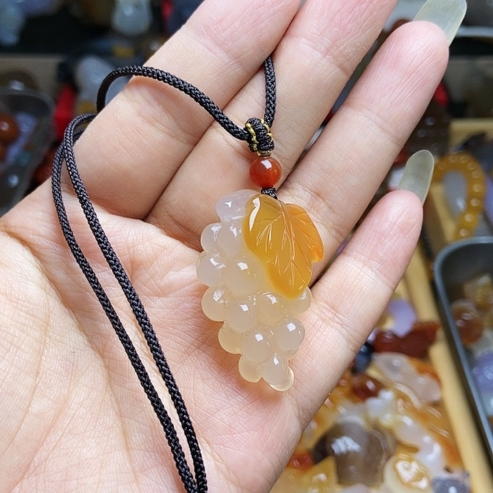 未镶嵌颈饰玛瑙/玉髓