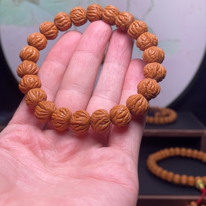 桃核手串13金蟾手串