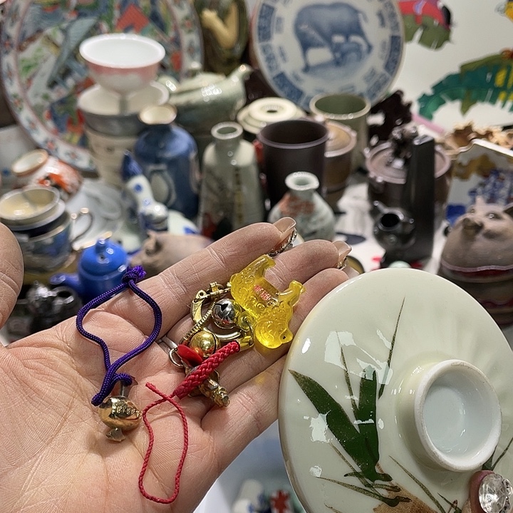 瓷片盖子不给19.9发带瑕疵牌都是坏的10