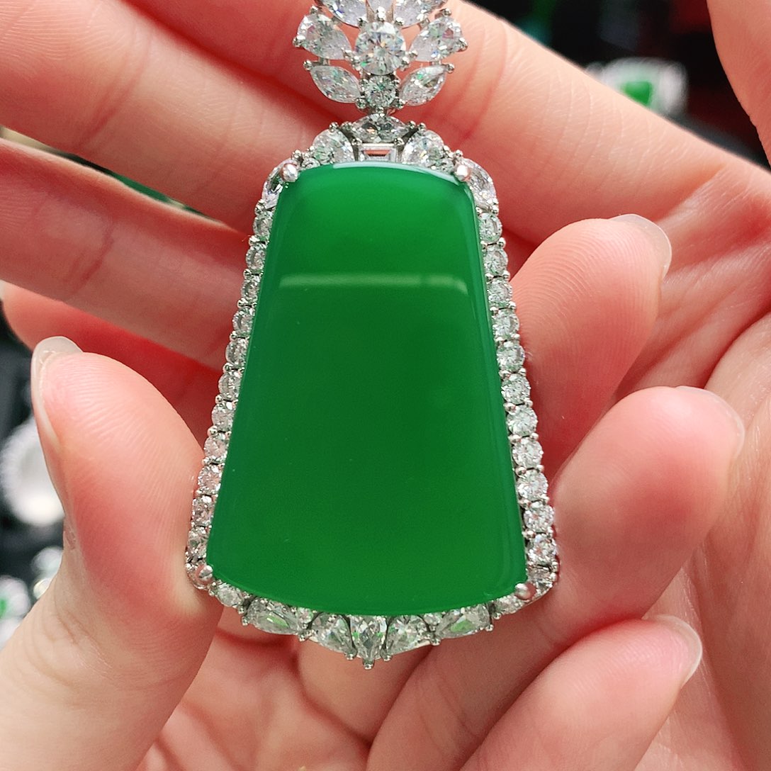 玛瑙/玉髓银S925镶嵌吊坠