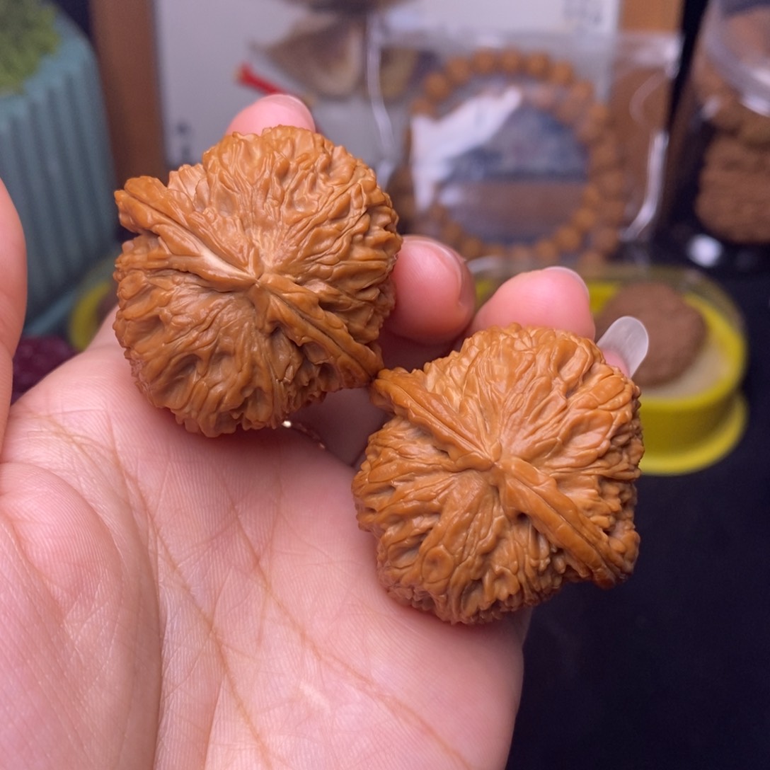文玩核桃把件39球白