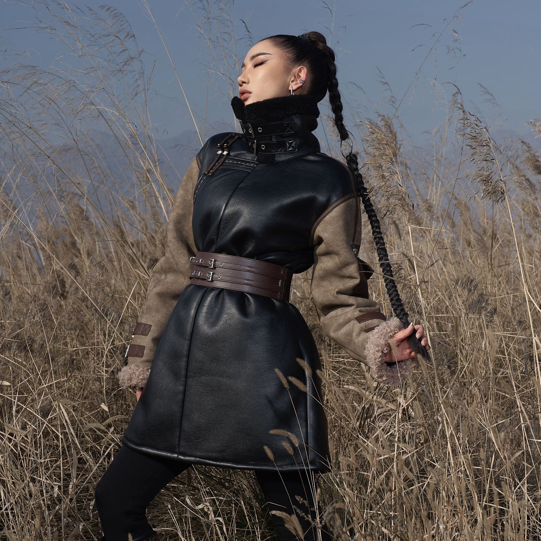 【黛尔玛精品服饰3】设计师冬季新款女士拼接斜开襟中长外套D9090