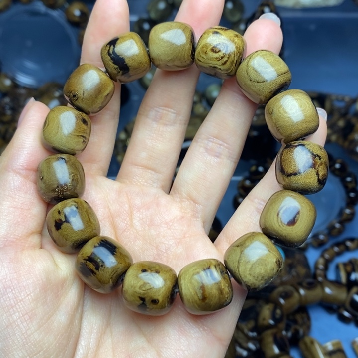 香榧木一**头血柳精品高货