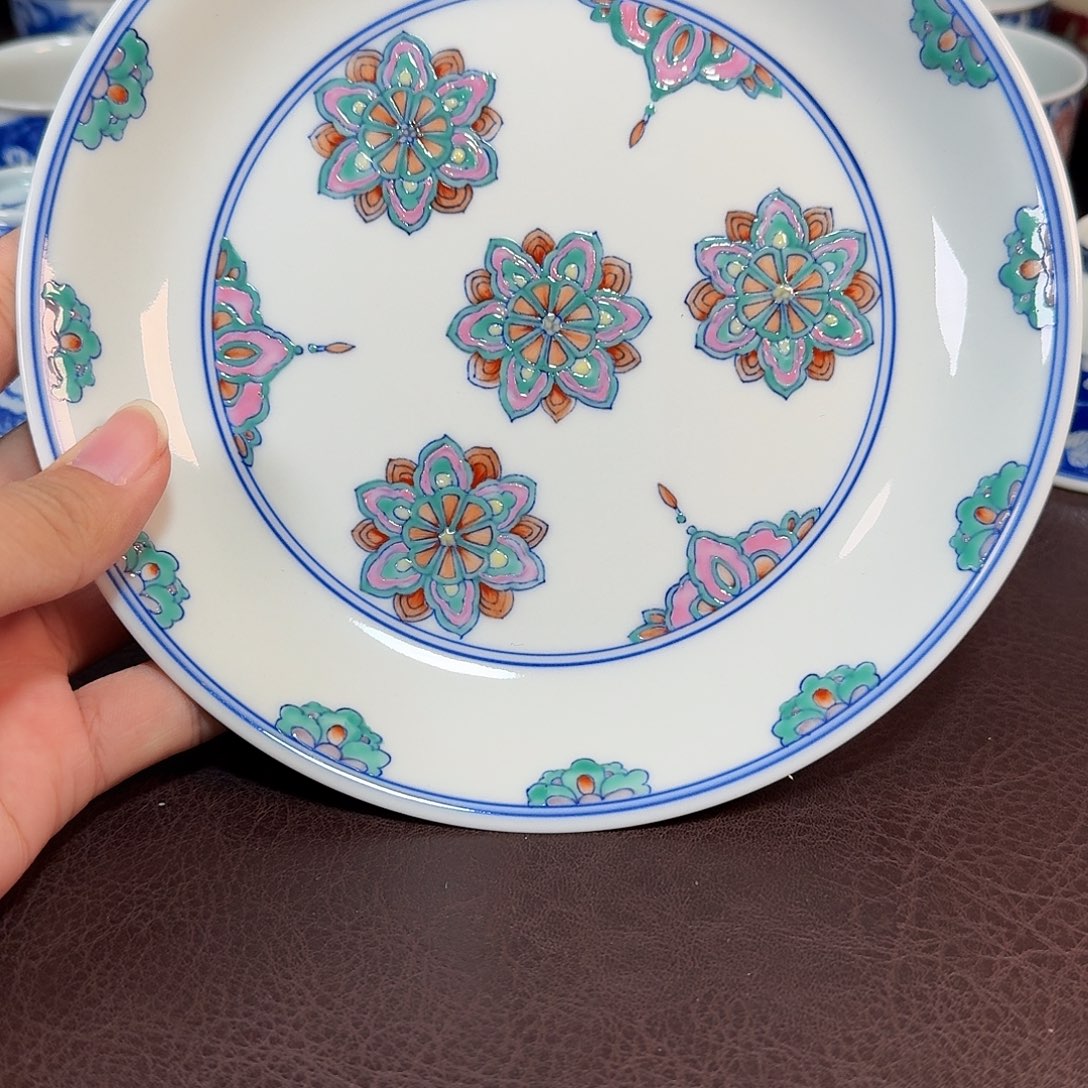 东***师现代景德镇陶瓷杯