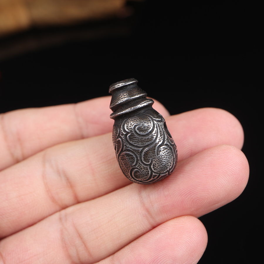 手工雕刻花纹老寒铁佛珠三通配饰天铁托甲复古老三通佛头手串配件