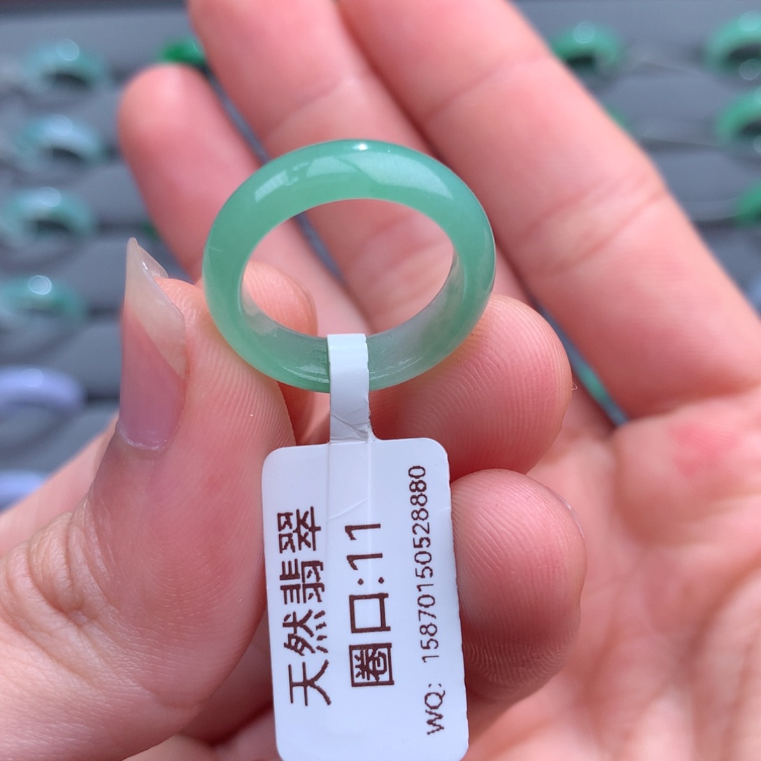 翡翠戒指未镶嵌天然