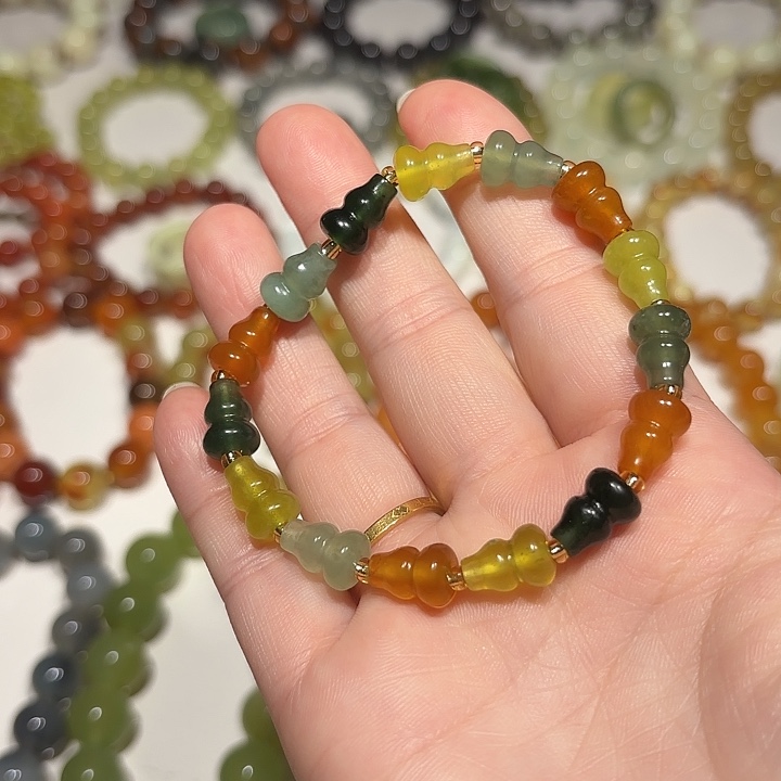 未镶嵌蛇纹石玉手串