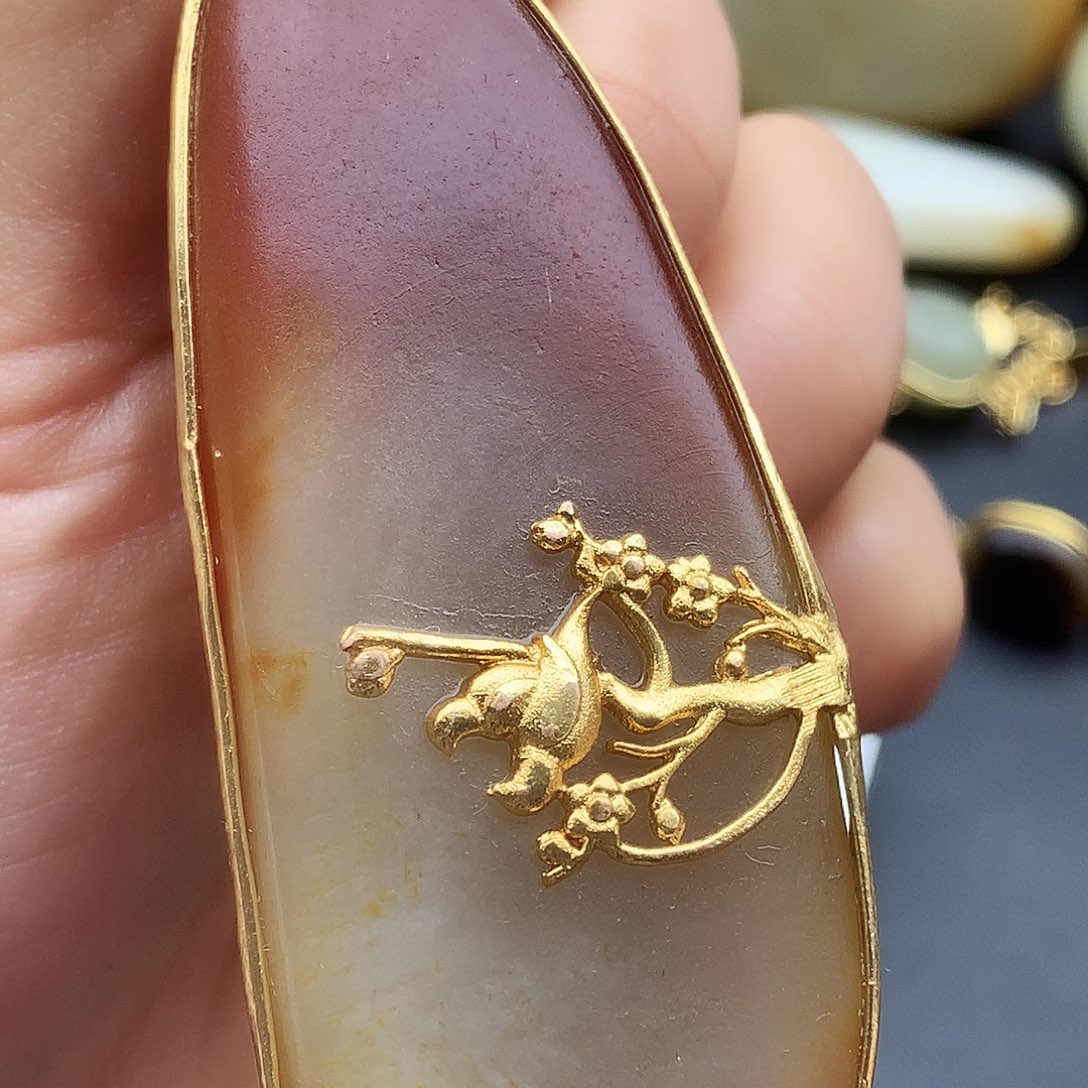 和田玉未镶嵌挂件