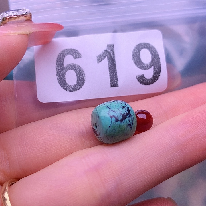 南红玛瑙未镶嵌珠宝奇石