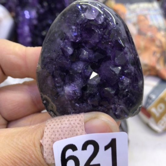 紫晶天然水晶摆件未镶嵌
