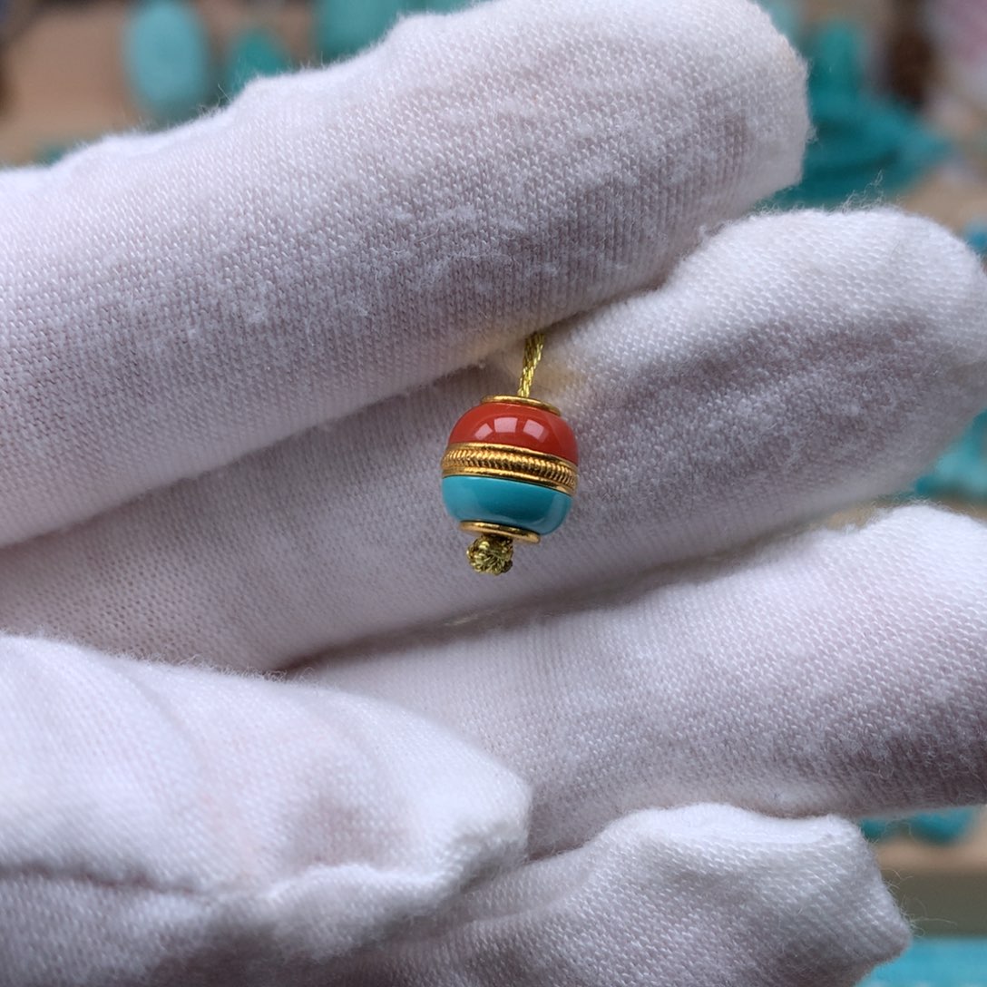 绿松石珠宝奇石18K金镶嵌