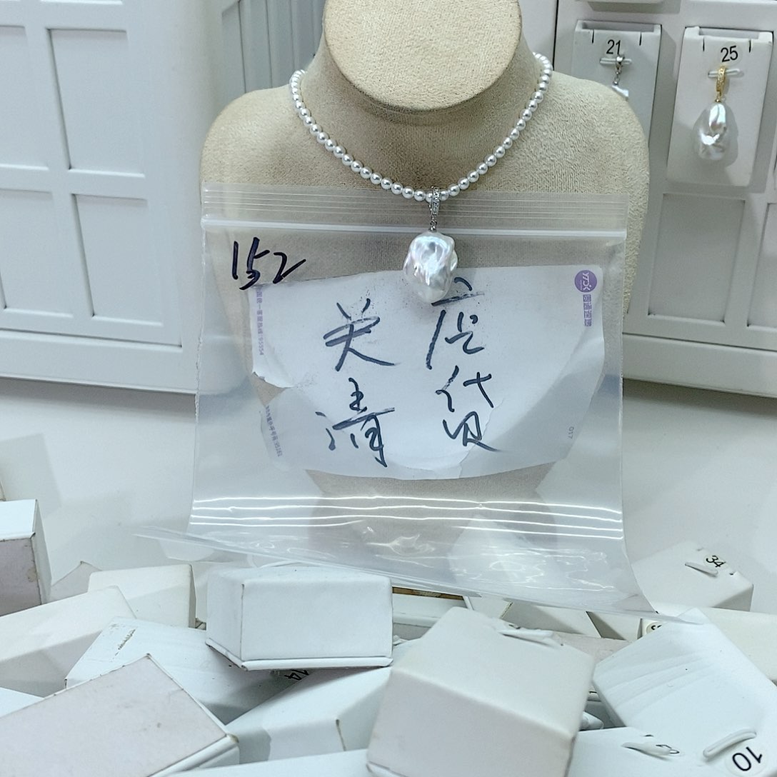 淡水珍珠颈饰合金