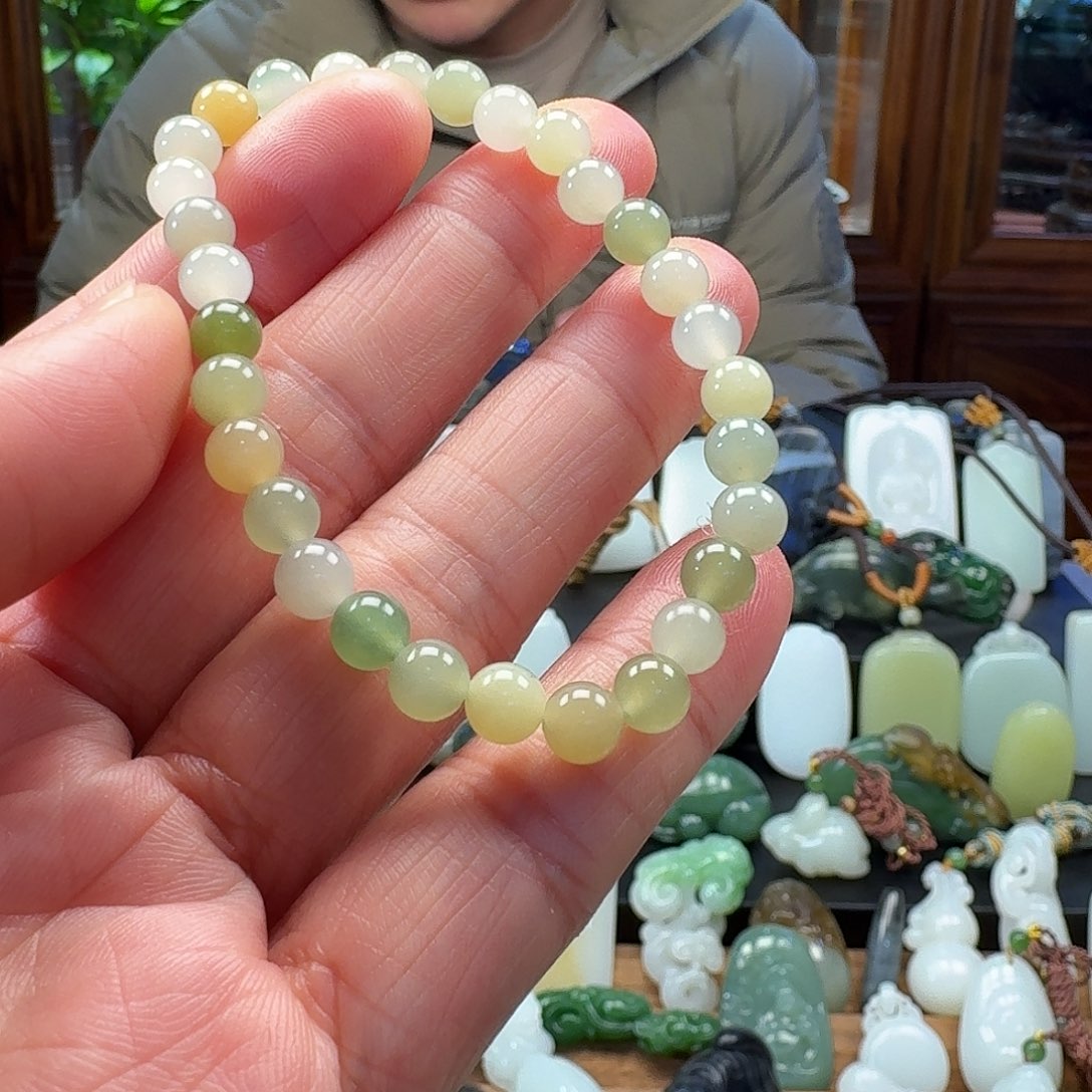 练***胜和田玉未镶嵌颈饰