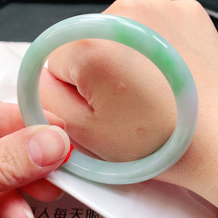 翡翠手镯未镶嵌手镯58