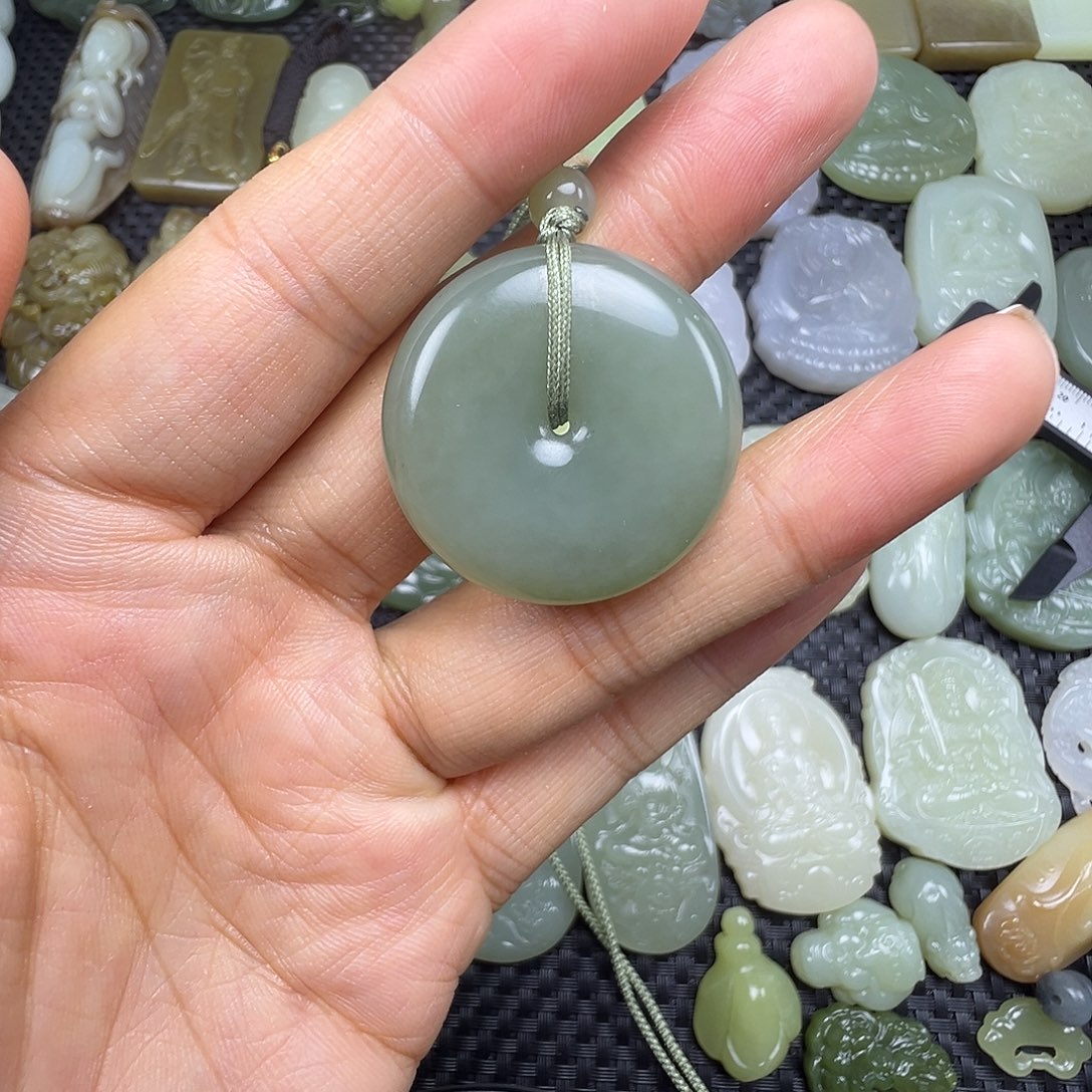 和田玉未镶嵌项圈卡30