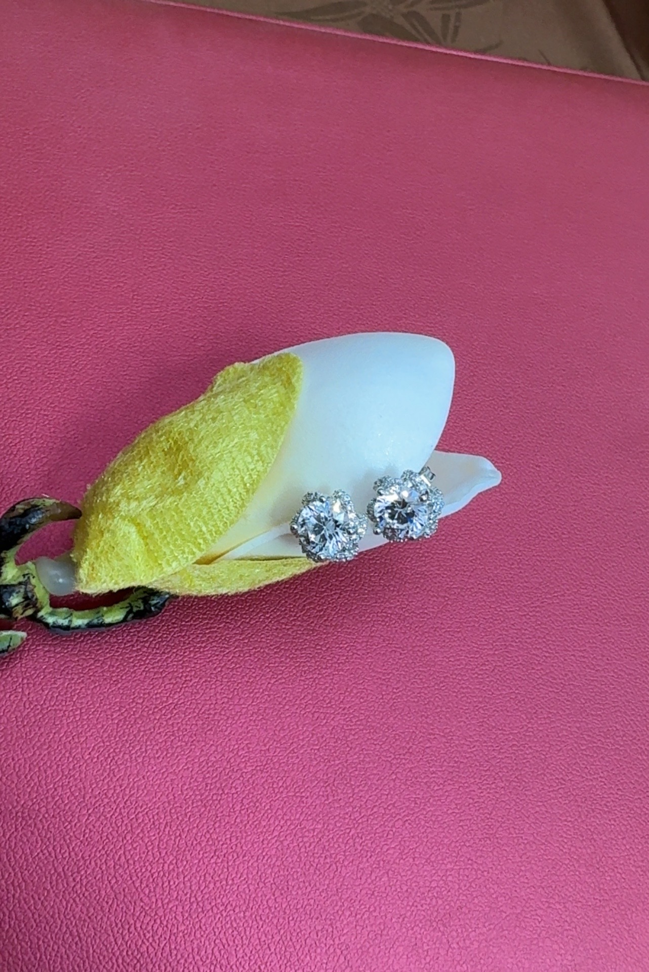 [南非甄选】 NFZX 高端定制 LC-113   玫瑰喷泉白色耳钉  1