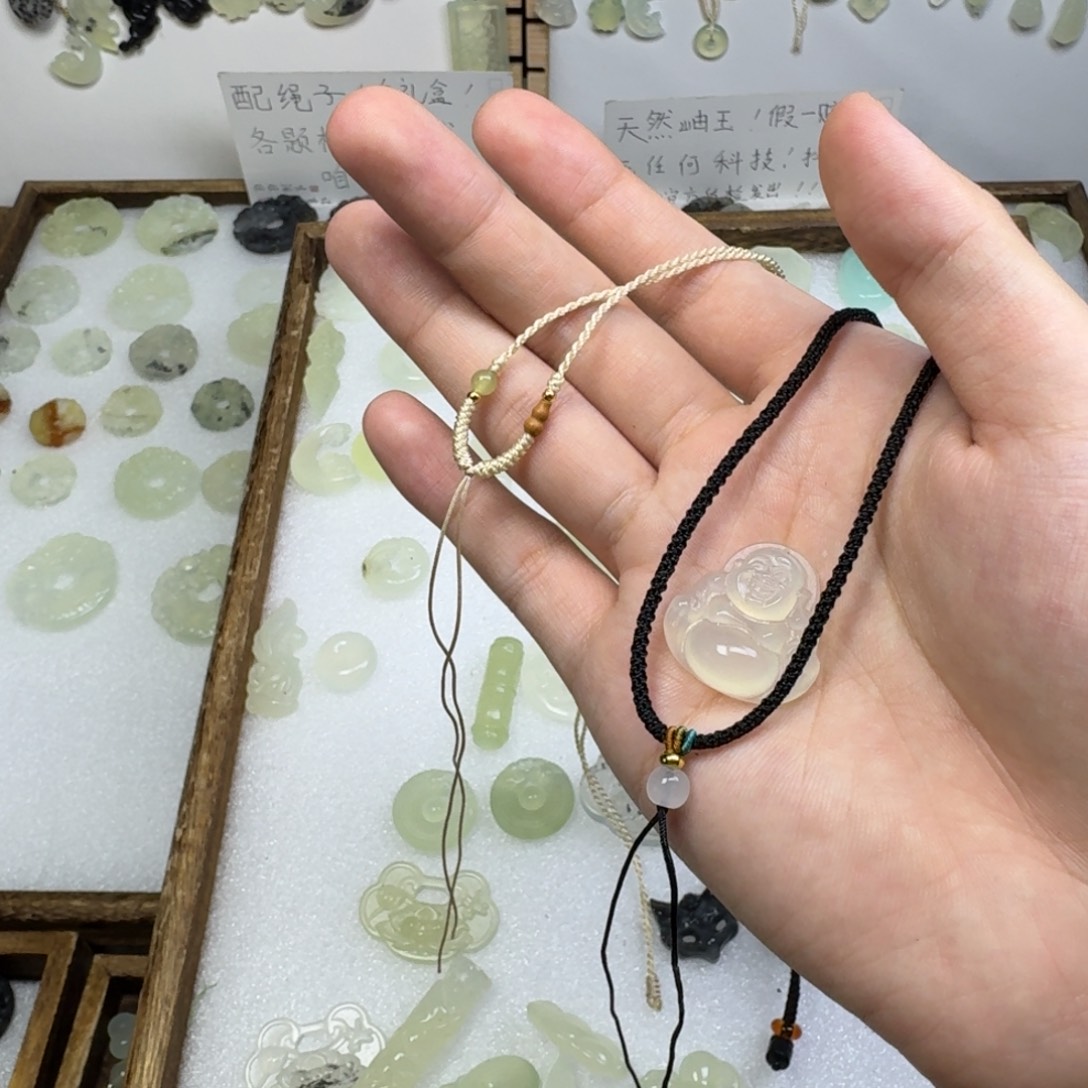 撇***.蛇纹石玉未镶嵌直播间选