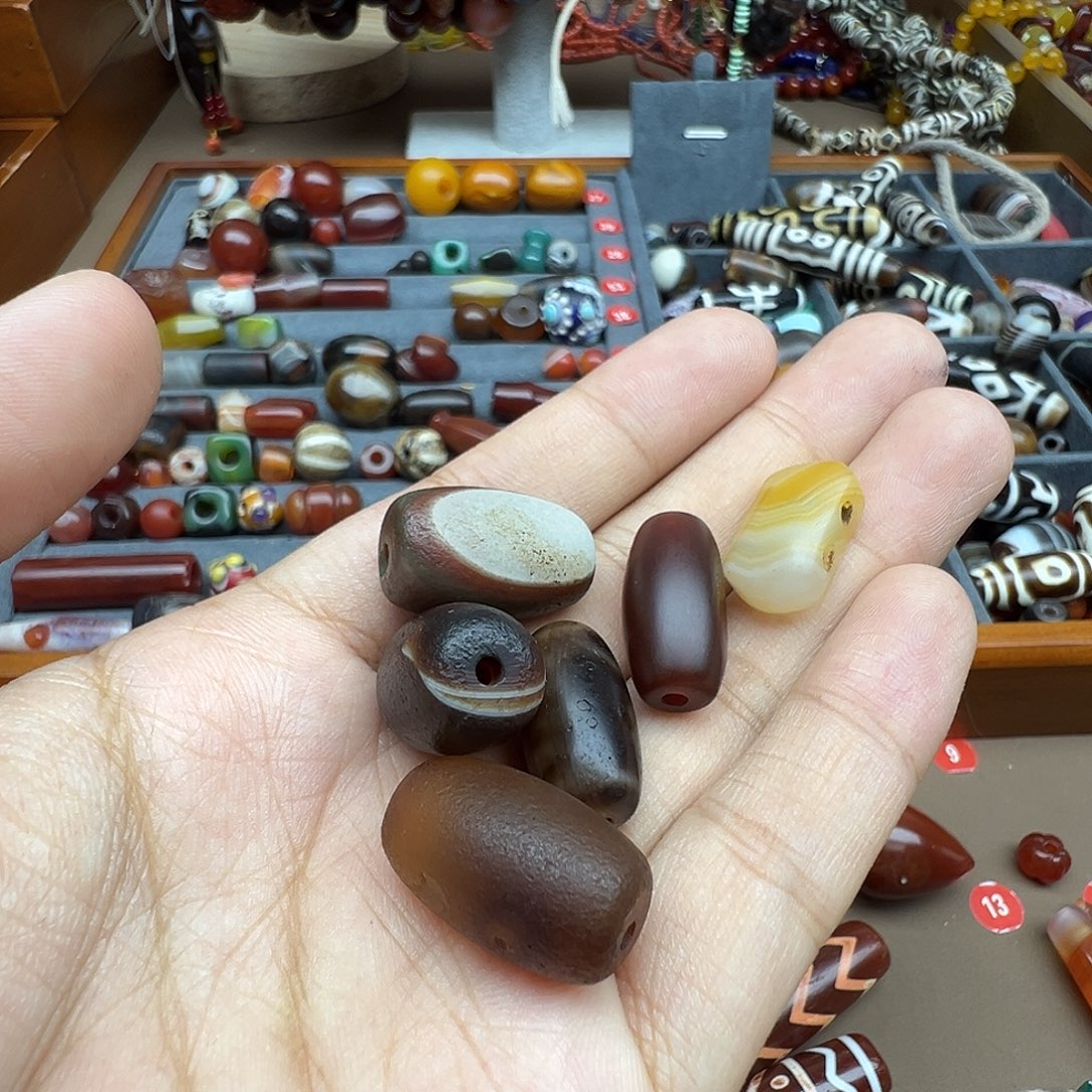 玛瑙/玉髓未镶嵌珠宝半成品