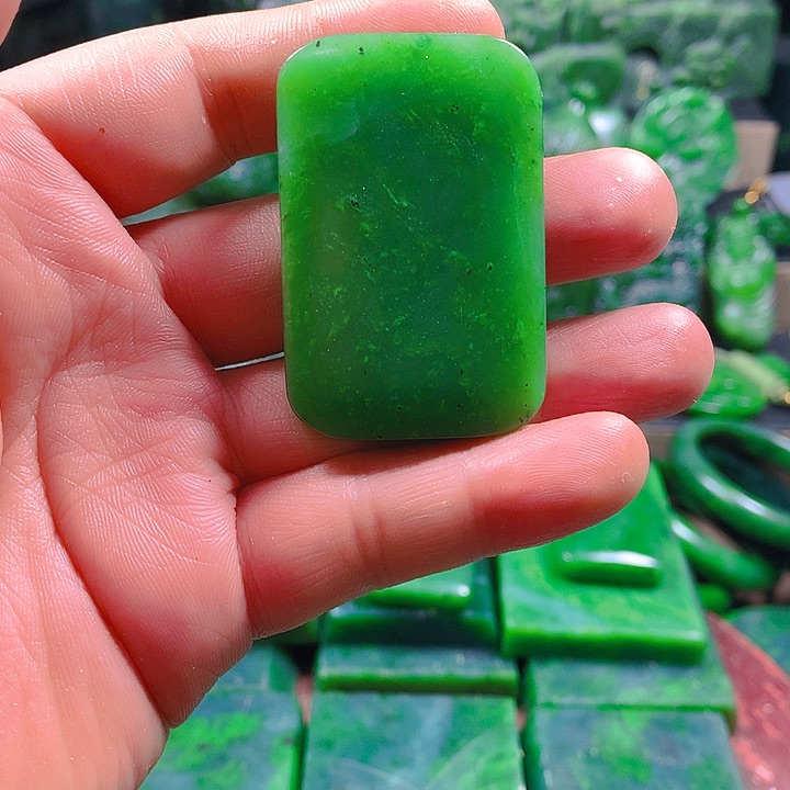 未镶嵌和田玉（碧玉）挂件小****）