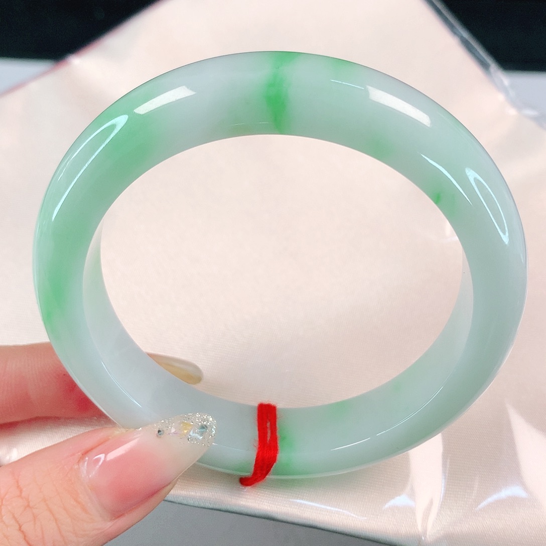 翡翠手镯未镶嵌1033翡翠