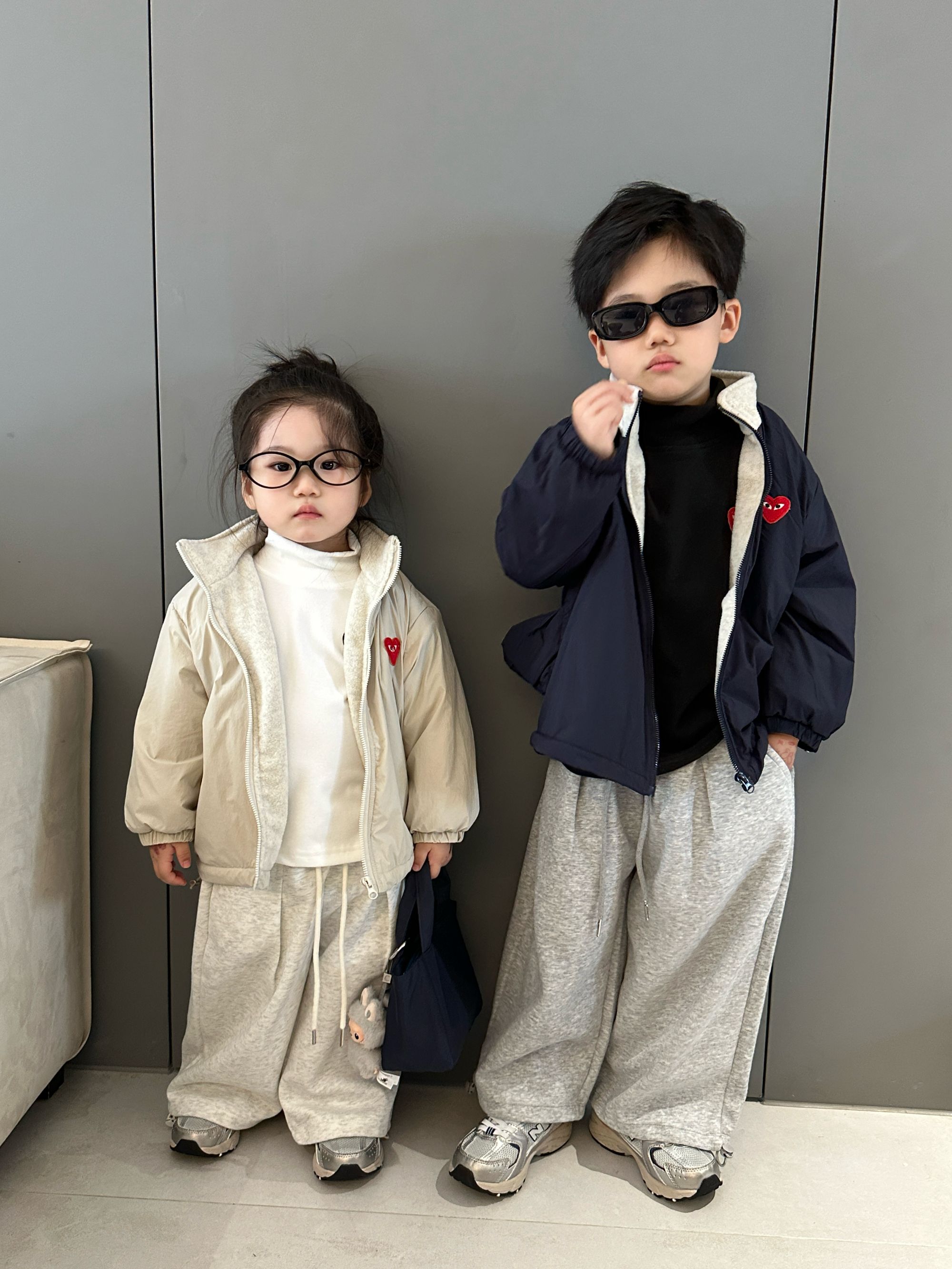 2025秋冬新品儿童加绒加厚日系领爱心立抽绳拉链外套潮