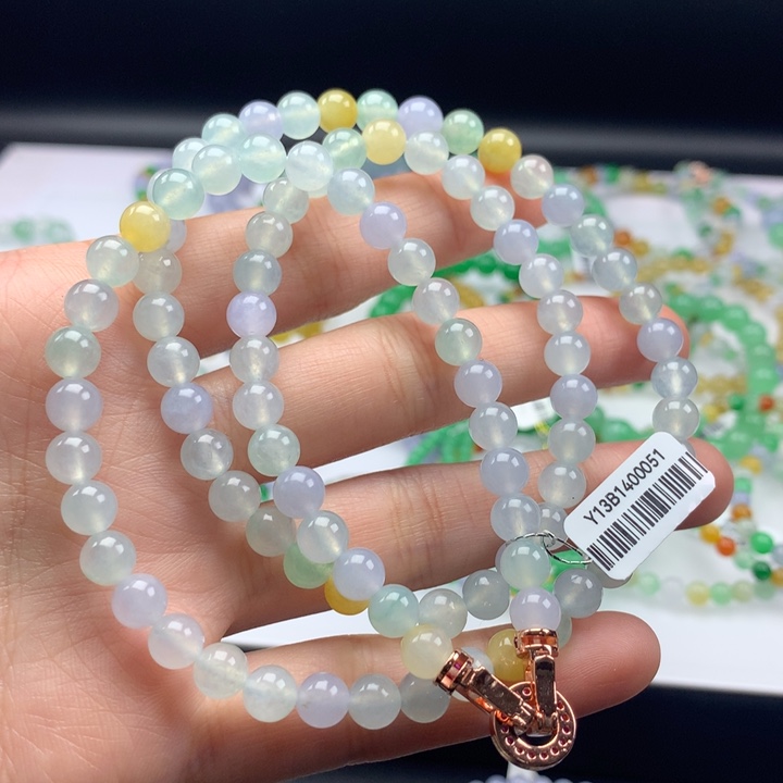 翡翠手镯未镶嵌卡