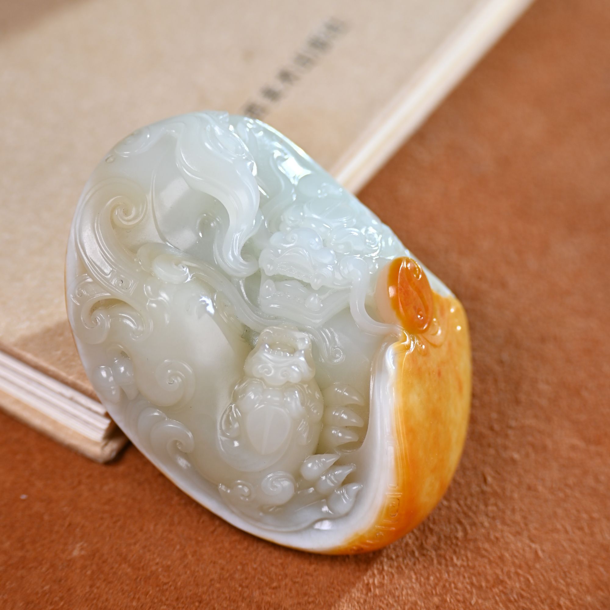 和田玉母子单珠貔貅手工精雕手把件