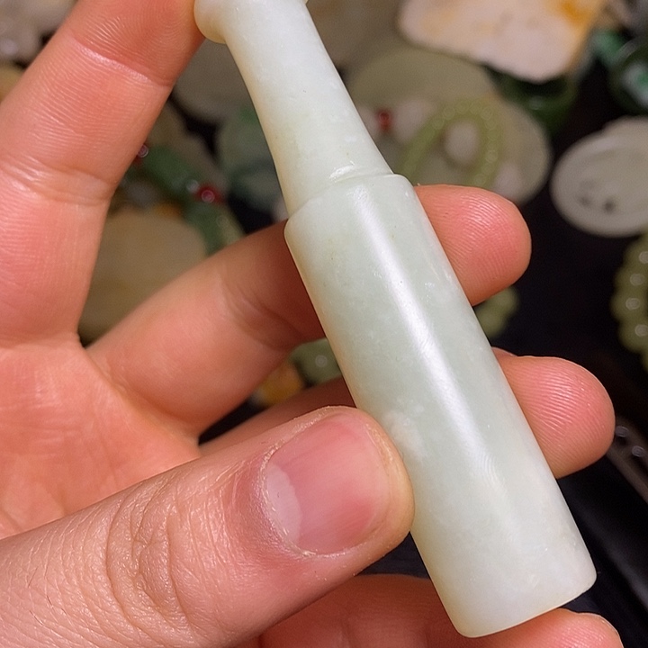 绣***玩和田玉未镶嵌颈饰